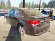 2014 Chevrolet Cruze 1LT z VIN 1G1PC5SB7E7473340, wystawiony jako IAAI lot #43386925 z przebiegiem 84 905 mil mil oraz . Historia ofert i sprzedaży dostępna na DreamBid. Obrazek 3.