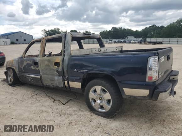 2006 GMC Sierra 1500 SLE2 with VIN 2GTEC13Z861348395, listed as a Copart auction lot 60573025 with Not provided miles and Non repairable. Bid and sale history available at DreamBid. Image 2.