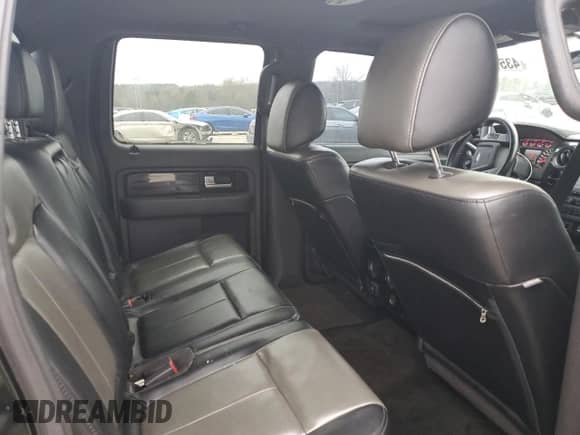 2011 Ford F-150 Lariat с VIN 1FTFW1C61BFC55190, выставлен на аукционе Copart как лот 43576045 с пробегом 288 937 миль миль и Списание • Salvage title. История ставок и продаж доступна на DreamBid. Изображение 11.