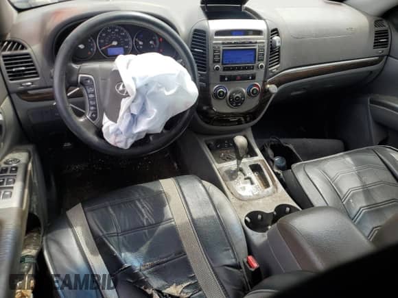 2012 Hyundai Santa Fe SE with VIN 5XYZHDAG8CG163402, listed as a Copart auction lot 65803865 with 201,197 mi miles and Salvage title. Bid and sale history available at DreamBid. Image 8.