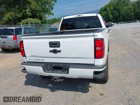 2018 Chevrolet Silverado 1500 Custom with VIN 1GCVKPEC5JZ144877, listed as a IAAI auction lot 42411764 with 109,670 mi miles and . Bid and sale history available at DreamBid. Image 17.