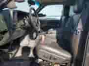 2006 Chevrolet Silverado SS с VIN 2GCEC19N561178209, выставлен на аукционе Copart как лот 44487665 с пробегом 155 319 миль миль и Списание • Salvage title. История ставок и продаж доступна на DreamBid. Изображение 7.