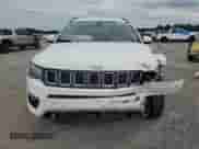 2021 Jeep Compass Latitude z VIN 3C4NJCBB5MT552962, wystawiony jako Copart lot #66144555 z przebiegiem 61 466 mil mil oraz Szkoda całkowita • Salvage title. Historia ofert i sprzedaży dostępna na DreamBid. Obrazek 5.