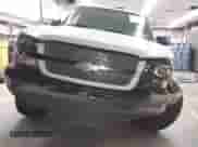2003 Chevrolet Silverado 1500HD LS с VIN 1GCGC13U73F238066, выставлен на аукционе IAAI как лот 43171458 с пробегом 137 414 миль миль и . История ставок и продаж доступна на DreamBid. Изображение 6.