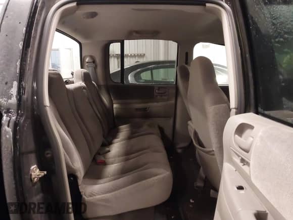 2003 Dodge Dakota Sport with VIN 1D7HG38N83S115959, listed as a IAAI auction lot 41594423 with 234,411 mi miles and . Bid and sale history available at DreamBid. Image 8.