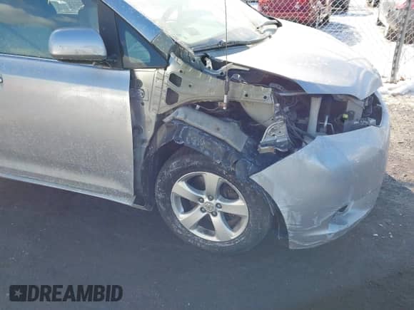 2011 Toyota Sienna with VIN 5TDKA3DC2BS006412, listed as a IAAI auction lot 41493473 with 162,063 mi miles and . Bid and sale history available at DreamBid. Image 18.