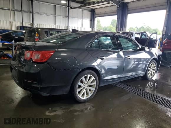 2015 Chevrolet Malibu LTZ with VIN 1G11F5SL9FF168872, listed as a Copart auction lot 69968725 with 225,809 mi miles and Salvage title. Bid and sale history available at DreamBid. Image 3.