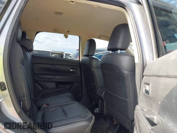 2020 Mitsubishi Outlander SE z VIN JA4AD3A33LJ001719, wystawiony jako IAAI lot #42270888 z przebiegiem 95 794 mil mil oraz . Historia ofert i sprzedaży dostępna na DreamBid. Obrazek 8.