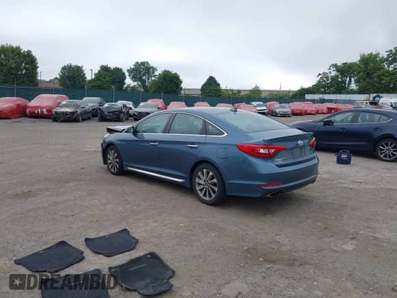 2016 Hyundai Sonata Limited с VIN 5NPE34AF3GH433056, выставлен на аукционе IAAI как лот 42970721 с пробегом 80 082 миль миль и . История ставок и продаж доступна на DreamBid. Изображение 3.
