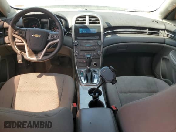 2013 Chevrolet Malibu LS с VIN 1G11B5SA2DF214971, выставлен на аукционе Copart как лот 70456995 с пробегом 202 002 миль миль и Списание • Salvage title. История ставок и продаж доступна на DreamBid. Изображение 8.