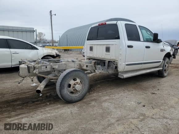 2007 Dodge 3500 SLT with VIN 3D7MX48A77G793181, listed as a Copart auction lot 51067965 with 323,582 mi miles and Salvage title. Bid and sale history available at DreamBid. Image 3.