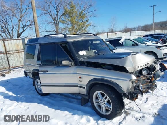 2002 Land Rover Discovery Cloth with VIN SALTY15422A770682, listed as a IAAI auction lot 41166606 with 159,940 mi miles and . Bid and sale history available at DreamBid. Image 13.