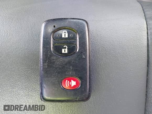 2012 Toyota Prius Two с VIN JTDZN3EU8C3088529, выставлен на аукционе IAAI как лот 43395404 с пробегом 218 386 миль миль и . История ставок и продаж доступна на DreamBid. Изображение 11.