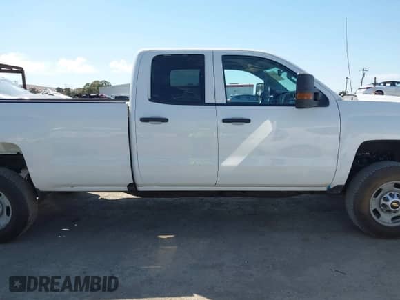 2019 Chevrolet Silverado 2500HD Work Truck с VIN 2GC2CREG4K1181296, выставлен на аукционе IAAI как лот 43082857 с пробегом 101 248 миль миль и . История ставок и продаж доступна на DreamBid. Изображение 13.