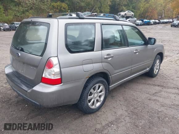 2006 Subaru Forester X с VIN JF1SG63656G722318, выставлен на аукционе IAAI как лот 43436291 с пробегом 138 066 миль миль и . История ставок и продаж доступна на DreamBid. Изображение 4.