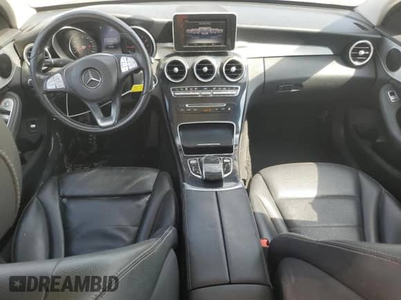 2015 Mercedes-Benz C 300 z VIN 55SWF4JB6FU070479, wystawiony jako Copart lot #87196955 z przebiegiem 98 702 mil mil oraz Szkoda całkowita • Salvage title. Historia ofert i sprzedaży dostępna na DreamBid. Obrazek 8.