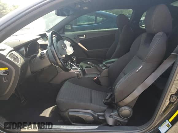 2015 Hyundai Genesis Coupe 3.8L Base с VIN KMHHU6KJ6FU122861, выставлен на аукционе Copart как лот 60219605 с пробегом 56 056 миль миль и Списание • Salvage title. История ставок и продаж доступна на DreamBid. Изображение 7.