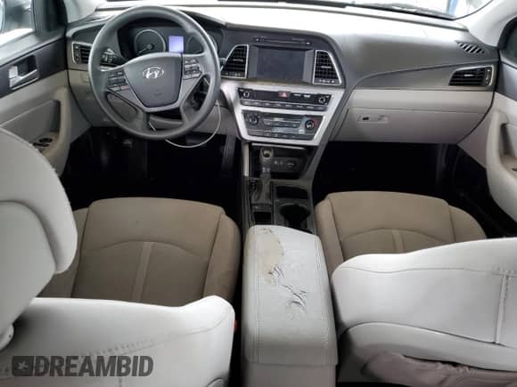2016 Hyundai Sonata Sport with VIN 5NPE34AF0GH260774, listed as a Copart auction lot 68497615 with 110,561 mi miles and Salvage title. Bid and sale history available at DreamBid. Image 8.