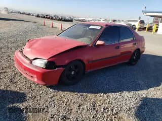 1995 Honda Civic с VIN JHMEG8555SS010825, выставлен на аукционе Copart как лот 76147124 с пробегом 365 261 миль миль и Списание • Salvage title. История ставок и продаж доступна на DreamBid. Изображение 1.