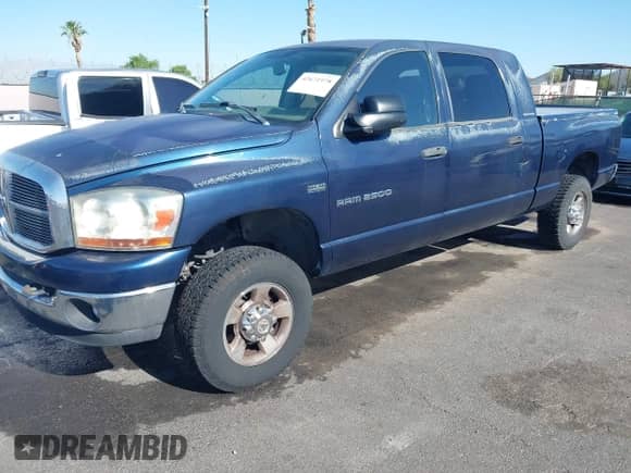 2006 Dodge 2500 SLT with VIN 3D7KS29D96G176429, listed as a IAAI auction lot 42671978 with 100,133 mi miles and . Bid and sale history available at DreamBid. Image 6.