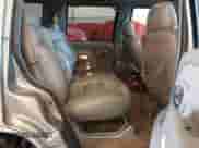 1999 Chevrolet Tahoe Z71 z VIN 1GNEK13R2XJ431421, wystawiony jako IAAI lot #42374646 z przebiegiem 282 894 mil mil oraz . Historia ofert i sprzedaży dostępna na DreamBid. Obrazek 8.