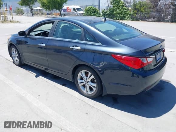 2012 Hyundai Sonata Limited с VIN 5NPEC4AC0CH445651, выставлен на аукционе IAAI как лот 42392031 с пробегом 122 725 миль миль и . История ставок и продаж доступна на DreamBid. Изображение 3.