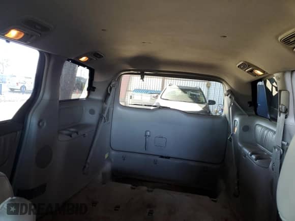 2006 Toyota Sienna XLE z VIN 5TDZA22C86S540211, wystawiony jako Copart lot #82532965 z przebiegiem 150 169 mil mil oraz Czysty tytuł • Clean title. Historia ofert i sprzedaży dostępna na DreamBid. Obrazek 10.