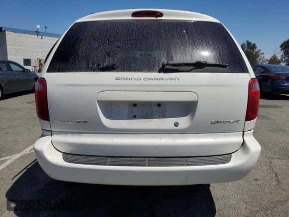 2003 Dodge Caravan Sport with VIN 2D4GP44323R194727, listed as a Copart auction lot 71705665 with 158,671 mi miles and Salvage title. Bid and sale history available at DreamBid. Image 6.