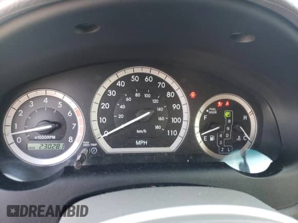 2005 Toyota Sienna LE with VIN 5TDBA23C15S039045, listed as a Copart auction lot 81860655 with 230,281 mi miles and Salvage title. Bid and sale history available at DreamBid. Image 9.