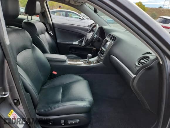 2012 Lexus IS 250 z VIN JTHCF5C26C5056178, wystawiony jako Copart lot #86154595 z przebiegiem 64 262 mil mil oraz Szkoda całkowita • Salvage title. Historia ofert i sprzedaży dostępna na DreamBid. Obrazek 7.