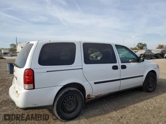 2008 Chevrolet Uplander Cargo с VIN 1GNDV13W78D174233, выставлен на аукционе Copart как лот 76506454 с пробегом 183 854 миль миль и Списание • Salvage title. История ставок и продаж доступна на DreamBid. Изображение 3.