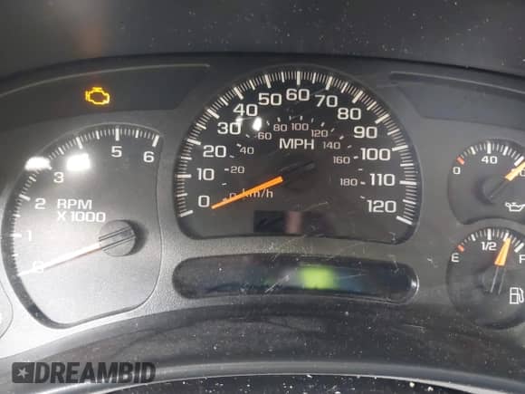 2003 Chevrolet Silverado 1500HD LS z VIN 1GCGK13U13F203025, wystawiony jako IAAI lot #41419011 z przebiegiem Nie podano mil oraz . Historia ofert i sprzedaży dostępna na DreamBid. Obrazek 7.