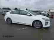 2020 Hyundai Ioniq SEL с VIN KMHC75LD8LU189686, выставлен на аукционе Copart как лот 53716935 с пробегом 21 641 миль миль и Списание • Salvage title. История ставок и продаж доступна на DreamBid. Изображение 4.