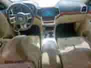 2013 Jeep Grand Cherokee Limited с VIN 1C4RJEBGXDC546160, выставлен на аукционе Copart как лот 62994615 с пробегом 203 897 миль миль и Списание • Salvage title. История ставок и продаж доступна на DreamBid. Изображение 8.