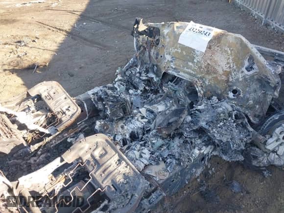 2021 Ford F-150 XLT z VIN 1FTEW1EP2MFA53592, wystawiony jako IAAI lot #43220243 z przebiegiem Nie podano mil oraz . Historia ofert i sprzedaży dostępna na DreamBid. Obrazek 5.