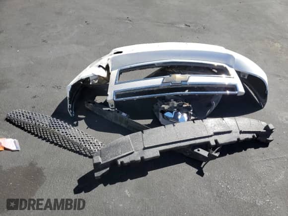 2011 Chevrolet Tahoe LTZ with VIN 1GNSKCE08BR225673, listed as a Copart auction lot 82283985 with 108,396 mi miles and Salvage title. Bid and sale history available at DreamBid. Image 13.