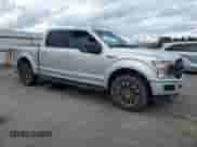 2018 Ford F-150 XLT z VIN 1FTEW1EG5JFA84380, wystawiony jako Copart lot #54830565 z przebiegiem 141 764 mil mil oraz Szkoda całkowita • Salvage title. Historia ofert i sprzedaży dostępna na DreamBid. Obrazek 4.