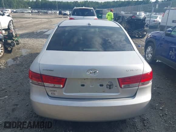 2008 Hyundai Sonata SE с VIN 5NPEU46C68H312521, выставлен на аукционе IAAI как лот 42645949 с пробегом 116 703 миль миль и . История ставок и продаж доступна на DreamBid. Изображение 16.