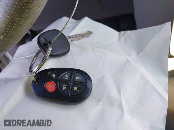 2013 Toyota Sienna SE with VIN 5TDXK3DC5DS366957, listed as a IAAI auction lot 43209813 with 251,865 mi miles and . Bid and sale history available at DreamBid. Image 11.