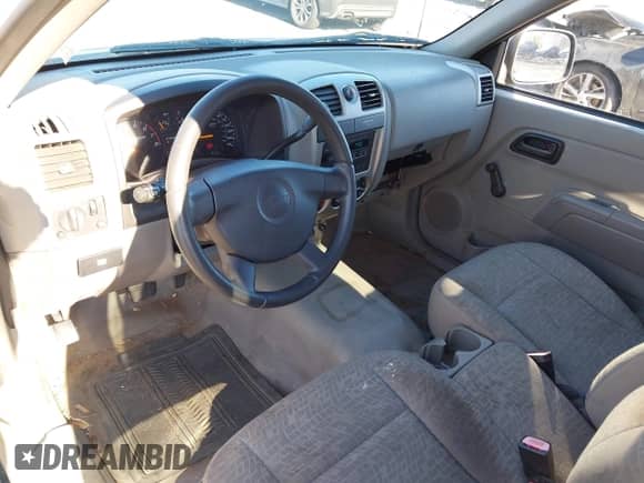 2008 Chevrolet Colorado Work Truck z VIN 1GCCS199088107805, wystawiony jako IAAI lot #43415029 z przebiegiem 107 778 mil mil oraz . Historia ofert i sprzedaży dostępna na DreamBid. Obrazek 14.