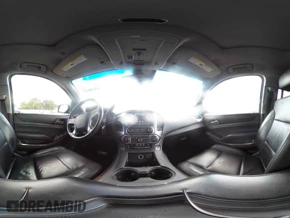 2018 Chevrolet Tahoe LT с VIN 1GNSCBKC3JR163152, выставлен на аукционе IAAI как лот 43130427 с пробегом 122 947 миль миль и . История ставок и продаж доступна на DreamBid. Изображение 21.