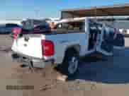 2011 Chevrolet Silverado 1500 LT z VIN 3GCPKSEAXBG200677, wystawiony jako IAAI lot #43129728 z przebiegiem 187 458 mil mil oraz . Historia ofert i sprzedaży dostępna na DreamBid. Obrazek 4.