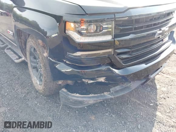 2017 Chevrolet Silverado 1500 LTZ z VIN 3GCUKSEJ0HG321648, wystawiony jako IAAI lot #42701782 z przebiegiem 143 515 mil mil oraz . Historia ofert i sprzedaży dostępna na DreamBid. Obrazek 6.