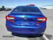 2022 Honda Accord Sport z VIN 1HGCV3F27NA012481, wystawiony jako Copart lot #71338514 z przebiegiem Nie podano mil oraz Czysty tytuł • Clean title. Historia ofert i sprzedaży dostępna na DreamBid. Obrazek 6.