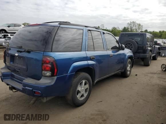 2006 Chevrolet TrailBlazer LS с VIN 1GNDT13S262127512, выставлен на аукционе Copart как лот 81320185 с пробегом 197 276 миль миль и Списание • Salvage title. История ставок и продаж доступна на DreamBid. Изображение 3.