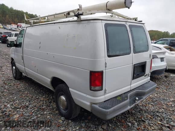 2000 Ford Econoline Cargo Commercial с VIN 1FTSE34L2YHB81454, выставлен на аукционе IAAI как лот 43564569 с пробегом 206 665 миль миль и . История ставок и продаж доступна на DreamBid. Изображение 3.