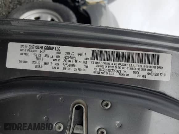 2012 Ram 1500 Express z VIN 1C6RD7FT2CS251429, wystawiony jako Copart lot #84569415 z przebiegiem 199 676 mil mil oraz Czysty tytuł • Clean title. Historia ofert i sprzedaży dostępna na DreamBid. Obrazek 12.