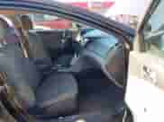 2013 Hyundai Sonata GLS z VIN 5NPEB4AC0DH662704, wystawiony jako IAAI lot #43083972 z przebiegiem 207 226 mil mil oraz . Historia ofert i sprzedaży dostępna na DreamBid. Obrazek 5.