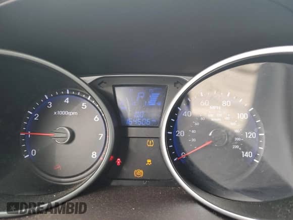 2012 Hyundai Tucson GLS with VIN KM8JU3AC4CU417276, listed as a Copart auction lot 81902285 with 164,506 mi miles and Clean title. Bid and sale history available at DreamBid. Image 9.