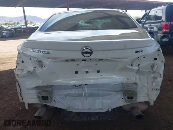 2016 Nissan Altima SV z VIN 1N4AL3AP6GC256747, wystawiony jako IAAI lot #42998329 z przebiegiem 121 800 mil mil oraz . Historia ofert i sprzedaży dostępna na DreamBid. Obrazek 6.